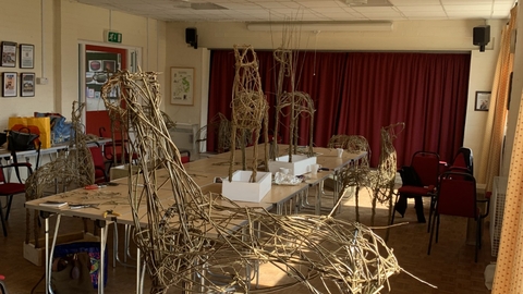 Picture of a completed reindeer willow sculpture